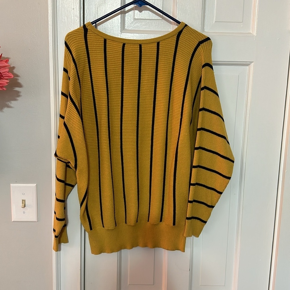 Philosophy sweater - Picture 3 of 3